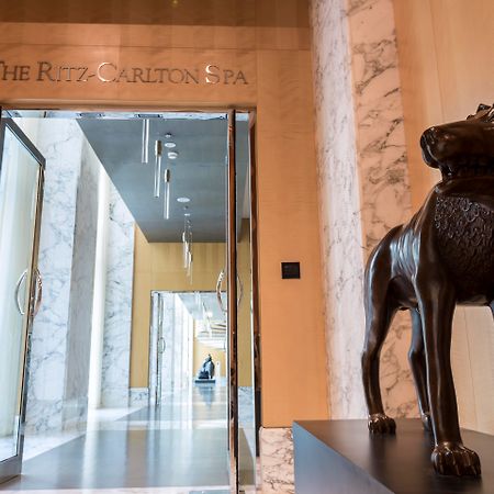 Ritz Carlton Difc Downtown Dubai Hotel Bagian luar foto