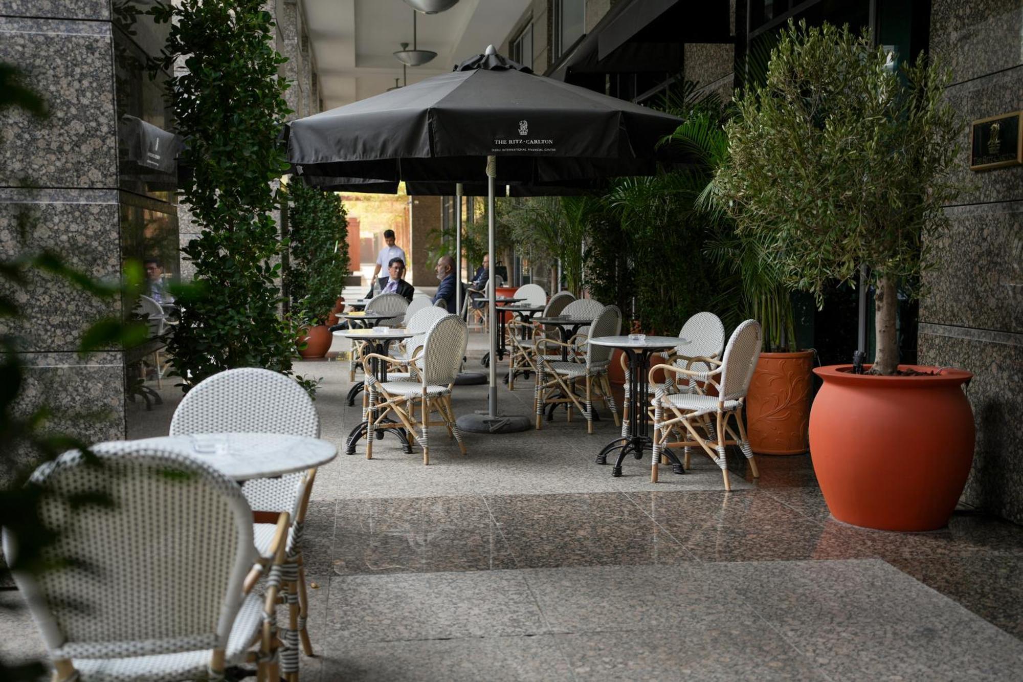 Ritz Carlton Difc Downtown Dubai Hotel Bagian luar foto